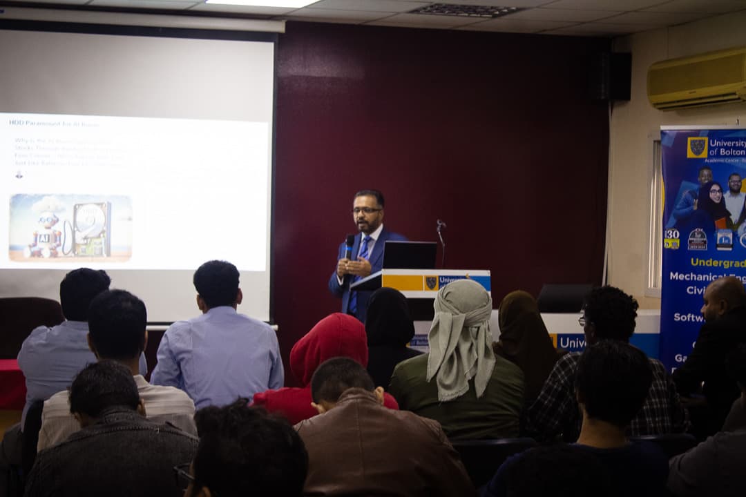 Bachelor of Science (Honours) in Digital Management & Marketing-cover-image